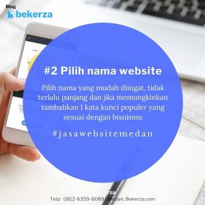 7 hal yang perlu disiapkan sebelum membuat website 2 seseorang sedang memlih nama website yng tepat bagi bisnisnya